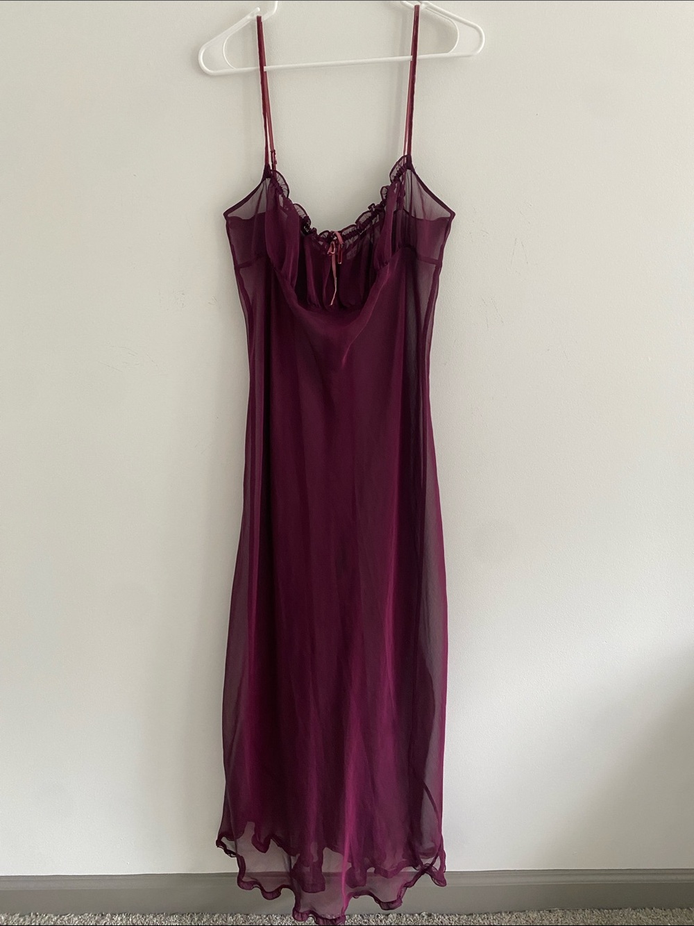 Victoria's Secret Sheer Babydoll Velvet Spaghetti Strap Lettuce Hem Dress Plum L